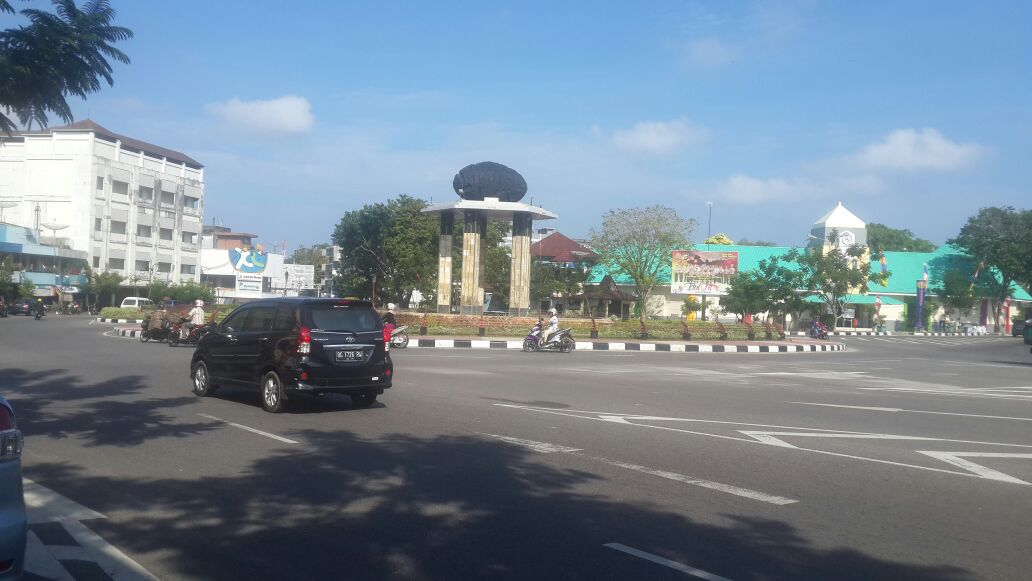 Bersepeda di Tanjung Pandan