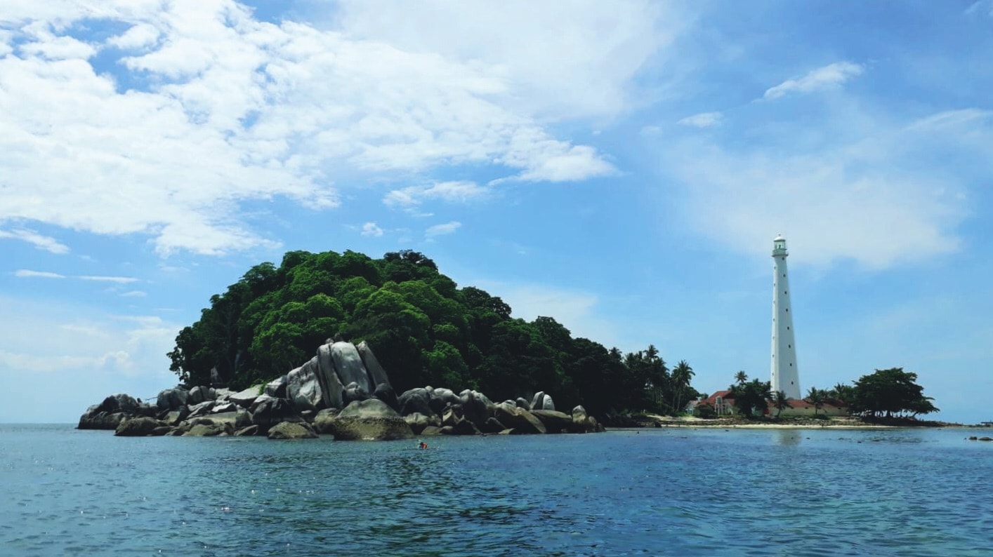 Island Hopping Kepulauan Kelayang