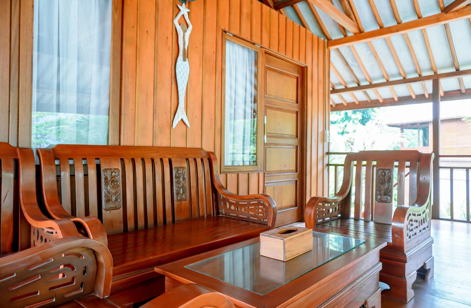 Garden Villa & Treehouse 2